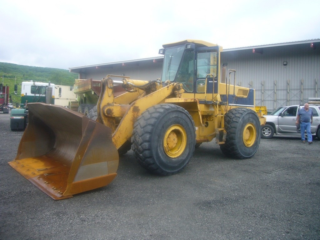 1995 Komatsu WA450-2 Tire Loader