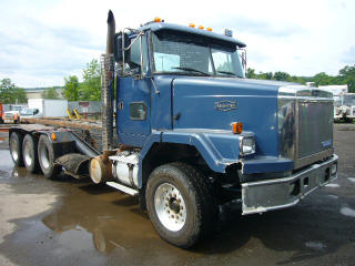 1995 Volvo ACL64B Tri Axle Roll Off Truck for sale by Arthur Trovei ...