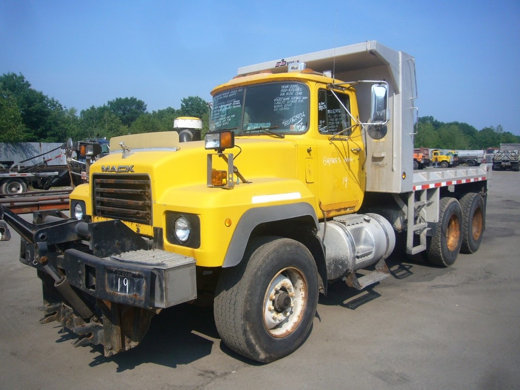 2000 Mack RD688S Tandem Axle Dumping Flatbed for sale by Arthur Trovei ...