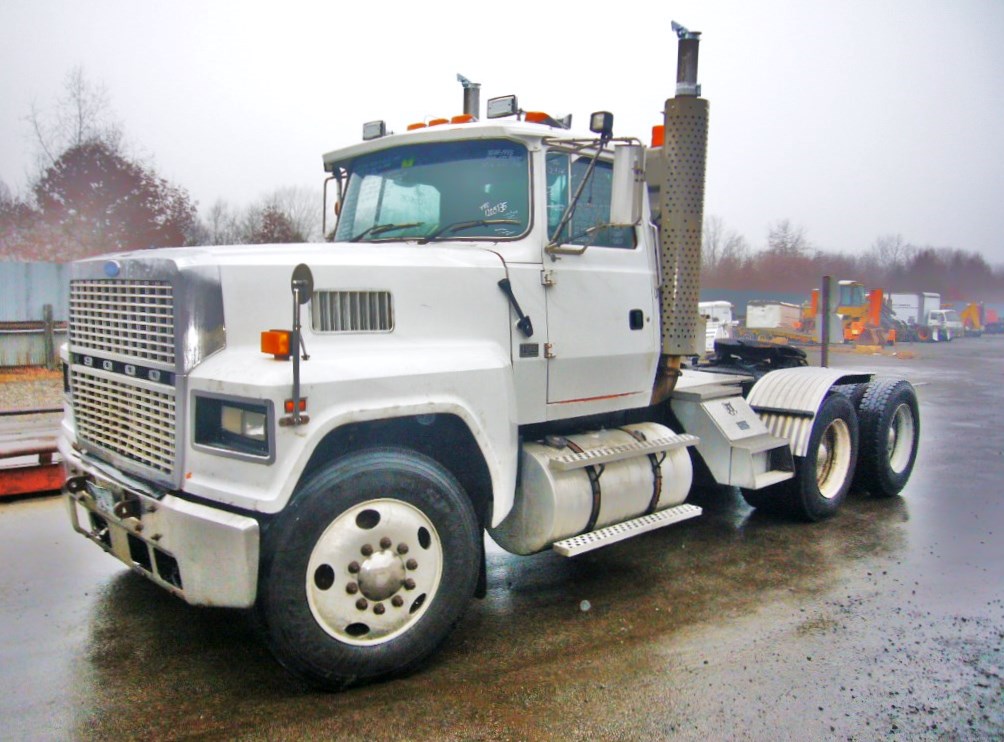 1995 Ford LTL9000 Tandem Axle Day Cab Tractor for sale by Arthur Trovei